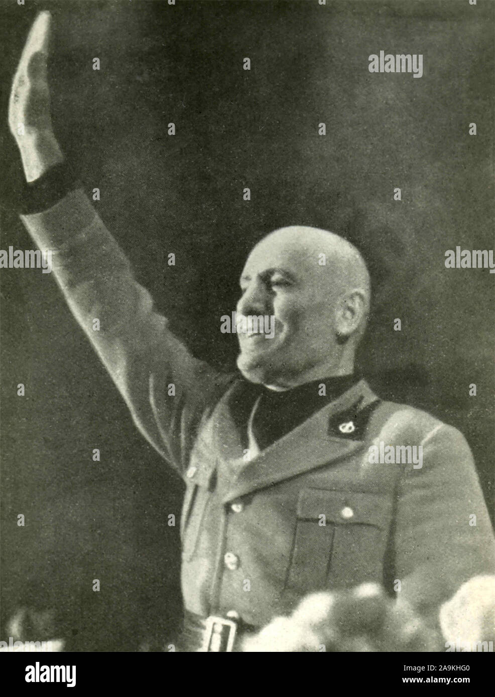 The Italian dictator Benito Mussolini greets the Roman way Stock Photo