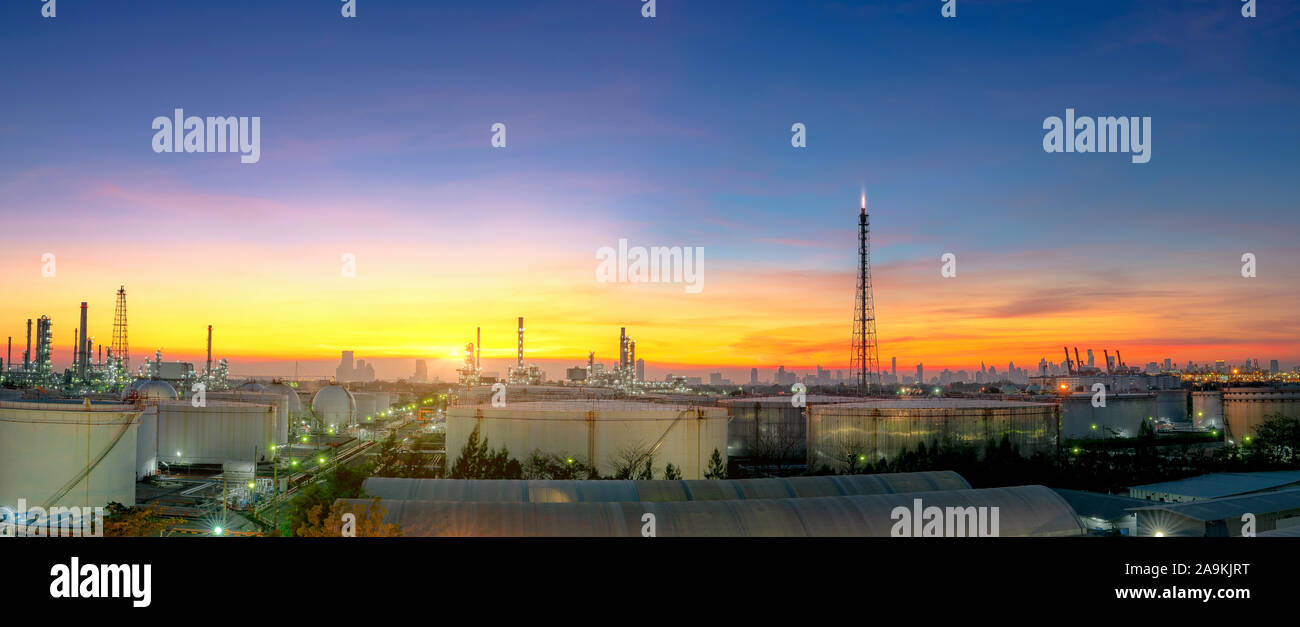 Oil and gas industrial-Refinery plant at twilight Stock Photo