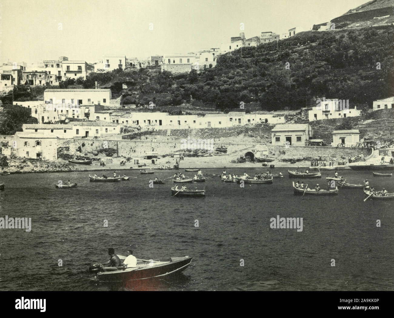 1950s boats hi-res stock photography and images - Alamy