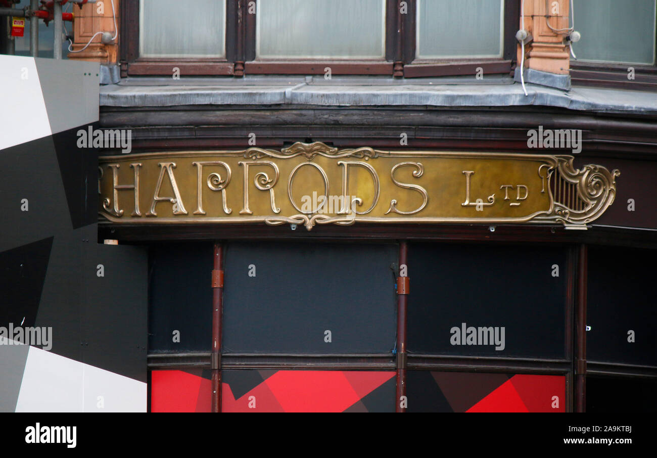 Harrods Logo High Resolution Stock Photography and Images Alamy