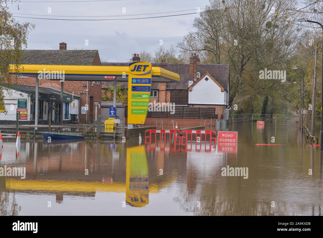 UptonuponSevern Worcestershire UK. 16th November, 2019. The River