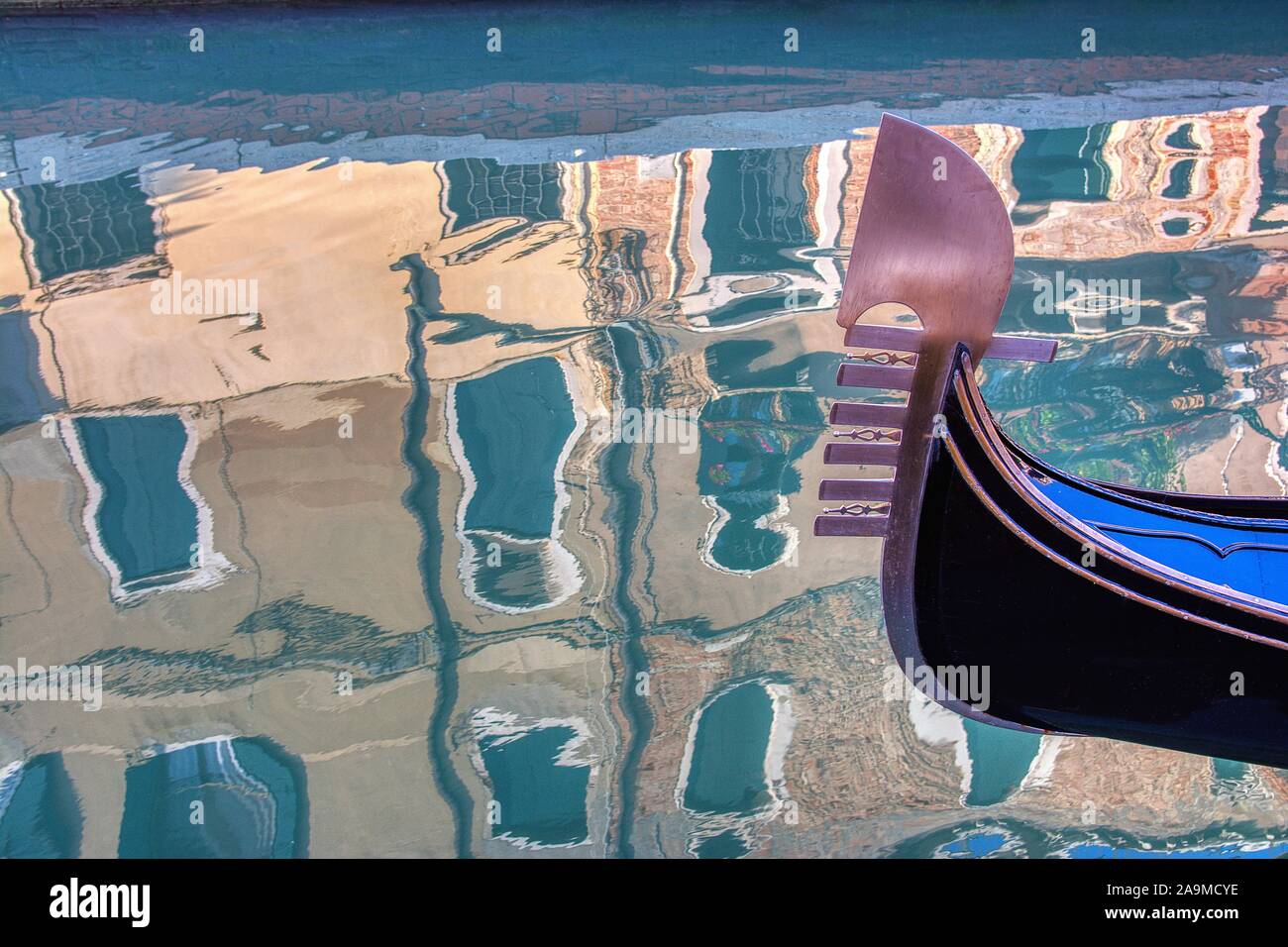 Gondola reflection water hi-res stock photography and images - Alamy