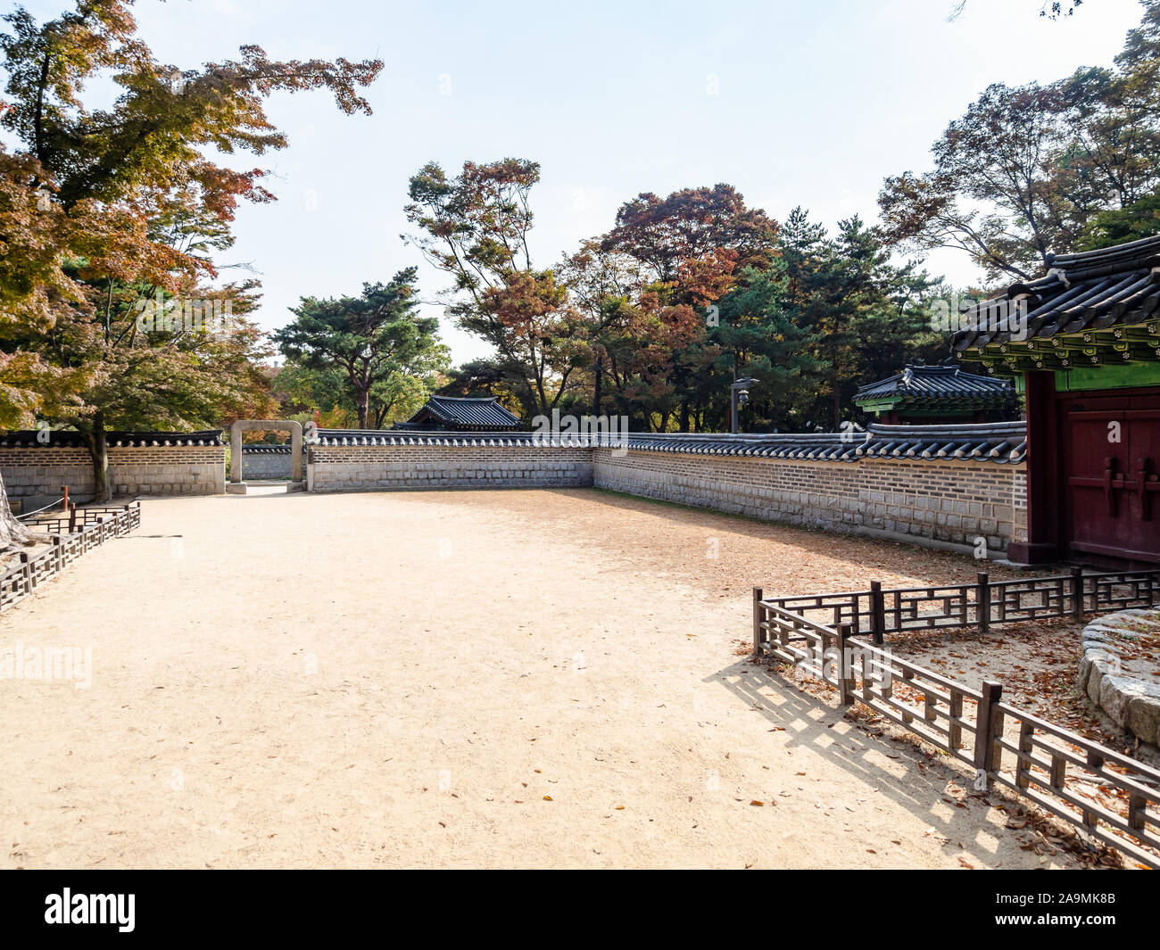 SEOUL, SOUTH KOREA - OCTOBER 31, 2019: area in front of entrance to Yeongyeongdang residence in Huwon Secret Rear Garden of Changdeokgung Palace Compl Stock Photo