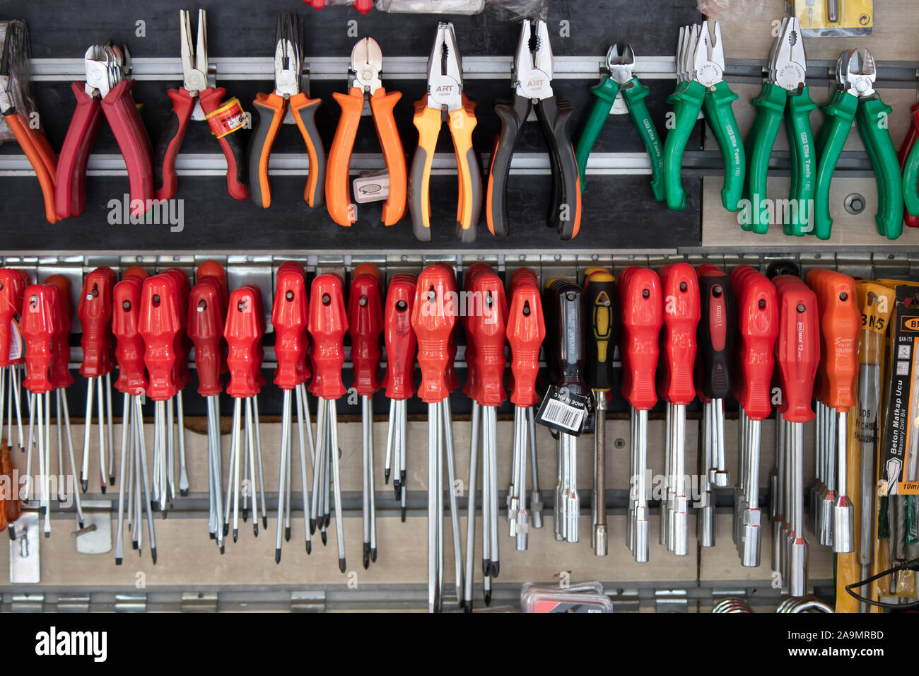 Screwdriver types hi-res stock photography and images - Alamy