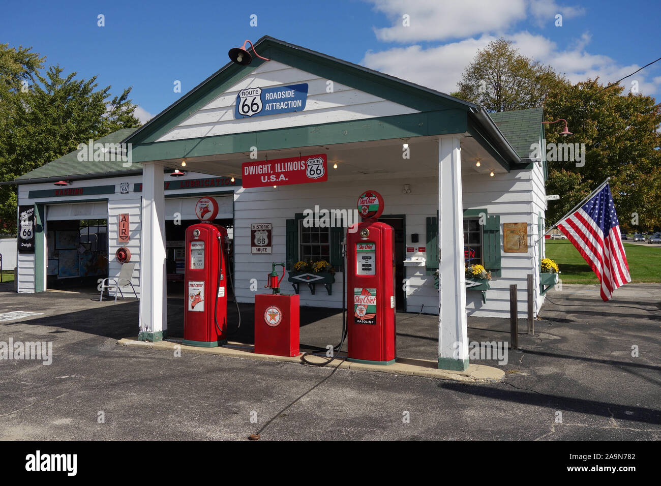 Illinois route 66 hires stock photography and images Alamy