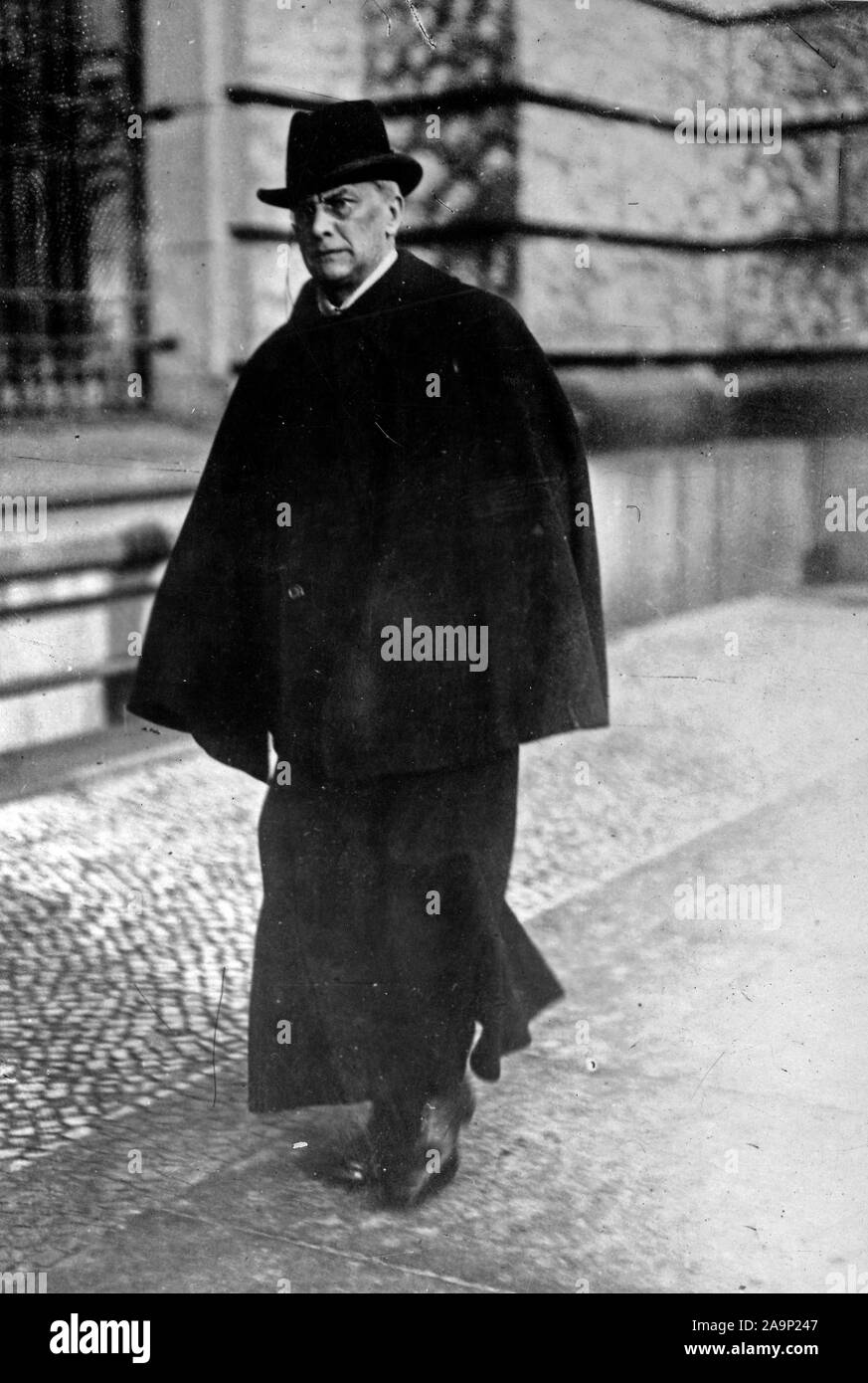 German Revolution - Herr George Ledebour, the extreme radical socialist leading who after playing a leading role in German Revolution has been imprisoned by Ebert and Scheidemann. He is the leader of the Sparticides, after the death of Liebnecht ca. 1919 Stock Photo