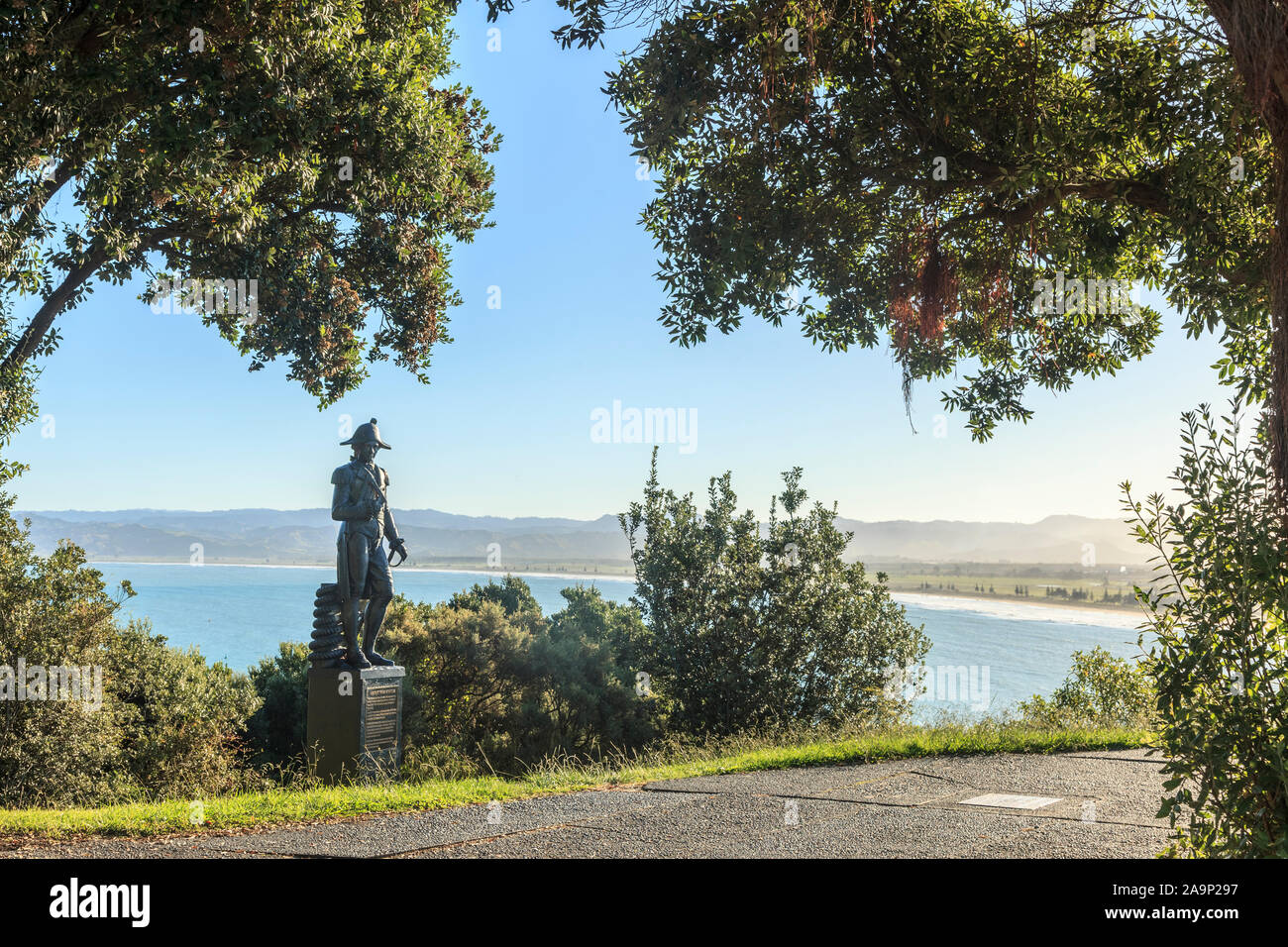Statue of Captain Cook,overlooking bay where he first landed on New Zealand Stock Photo
