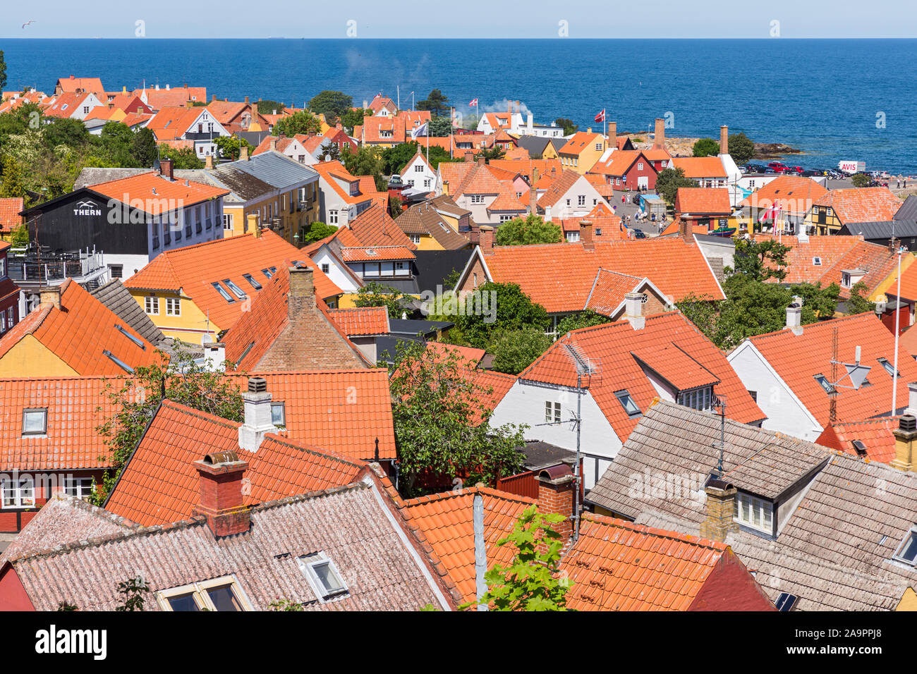 Bornholm, Gudhjem, Hausdaecher, Dorf, Meer Stock Photo Alamy