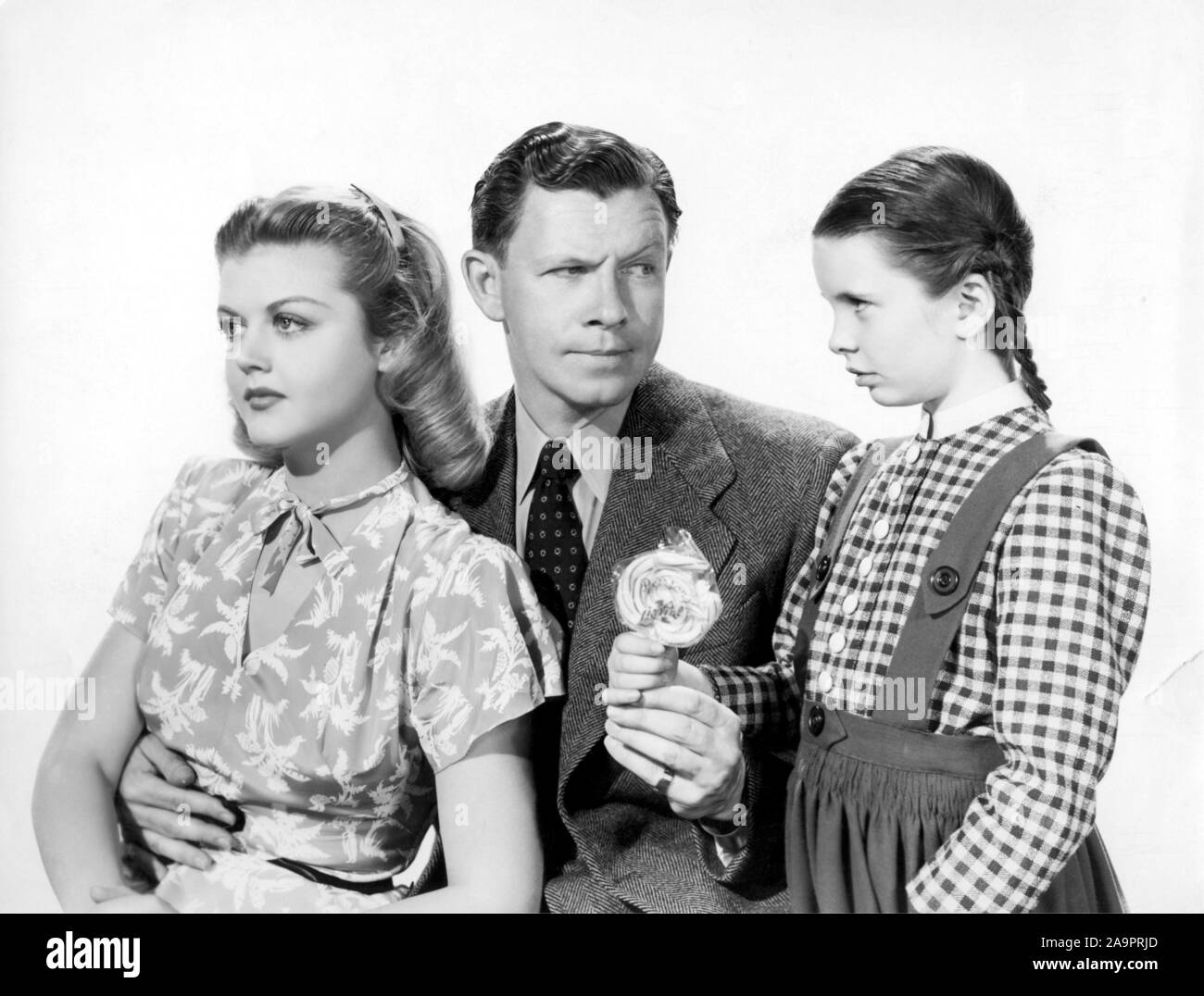 ANGELA LANSBURY, GEORGE MURPHY and MARGARET O'BRIEN in TENTH AVENUE ANGEL (1948), directed by ROY ROWLAND. Credit: M.G.M / Album Stock Photo