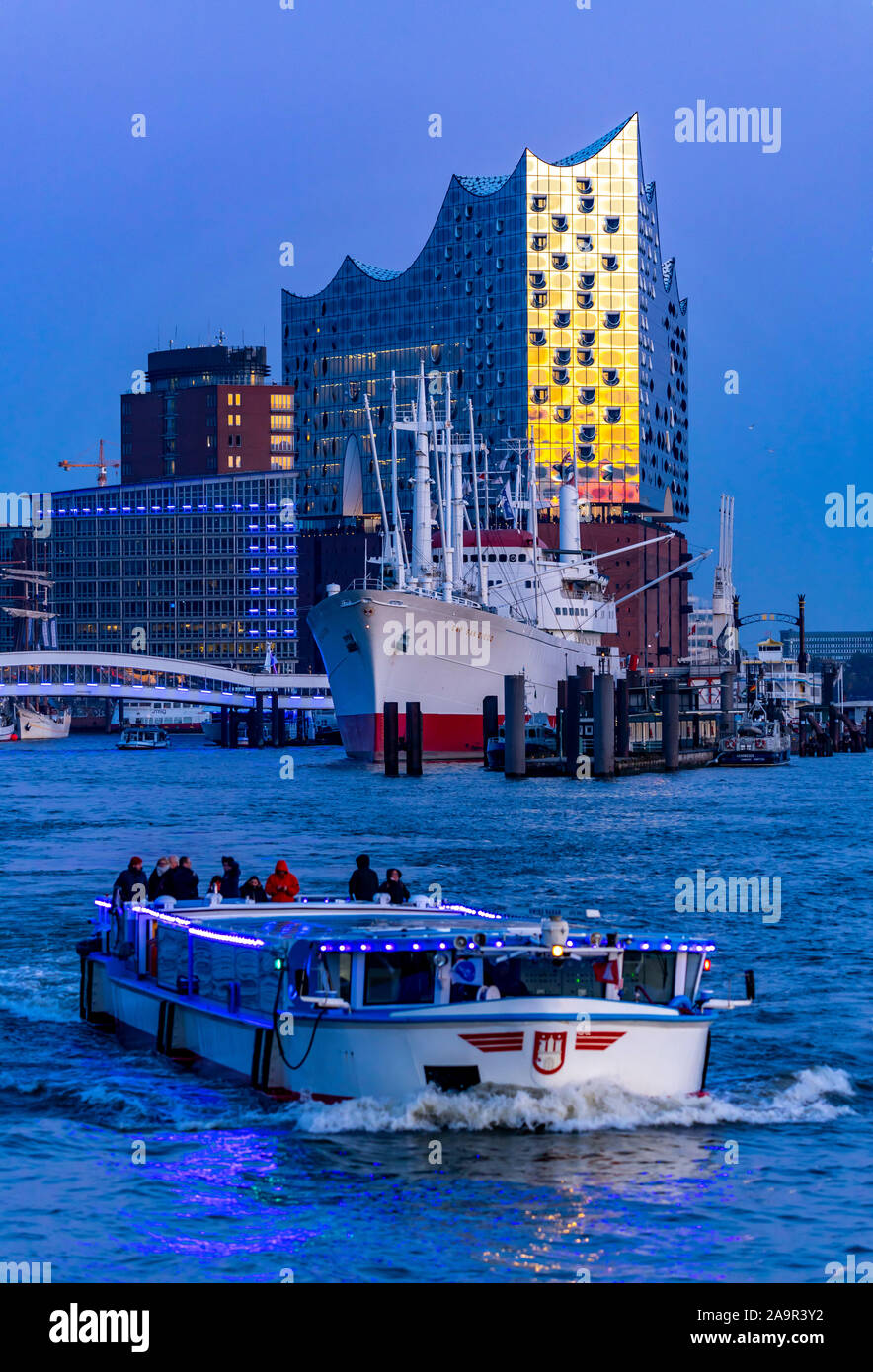 Hamburg, harbour, Elbe, Elbe Philharmonic, Cap San Diego museum ship, passenger ferry, Stock Photo