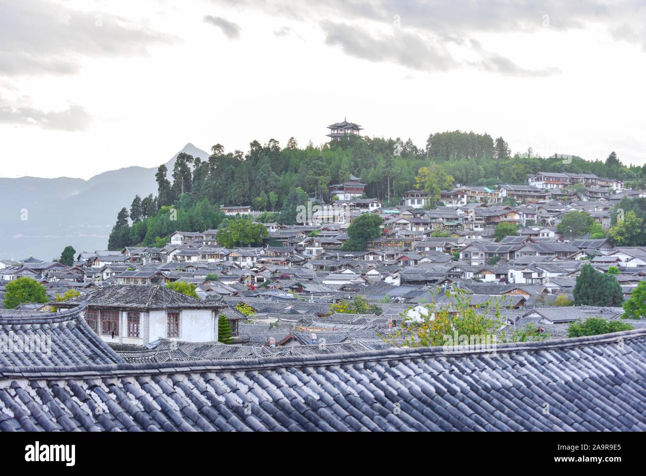 Cityscape of Old Town of Lijiang in Yunnan, China Stock Photo - Alamy