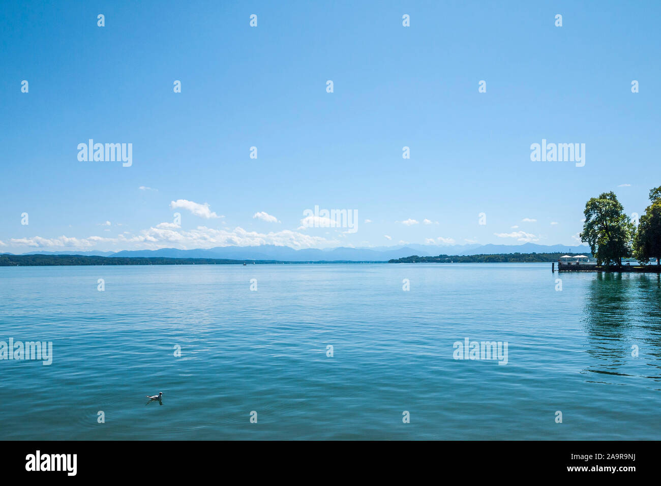 Der schoene Starnberger See in Bayern, Deutschland Stock Photo