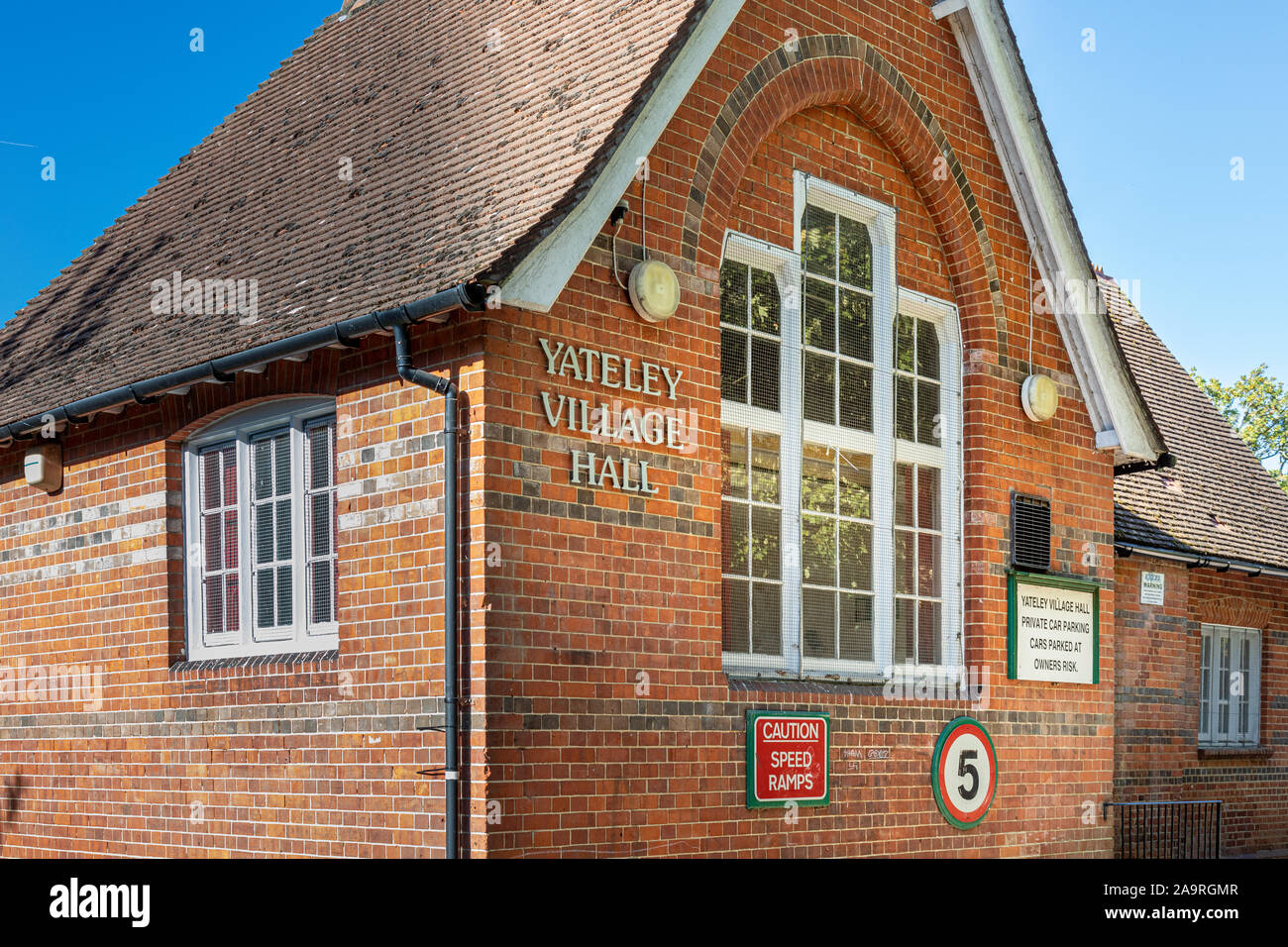 Yateley Village Hall, Yateley Hampshire Stock Photo