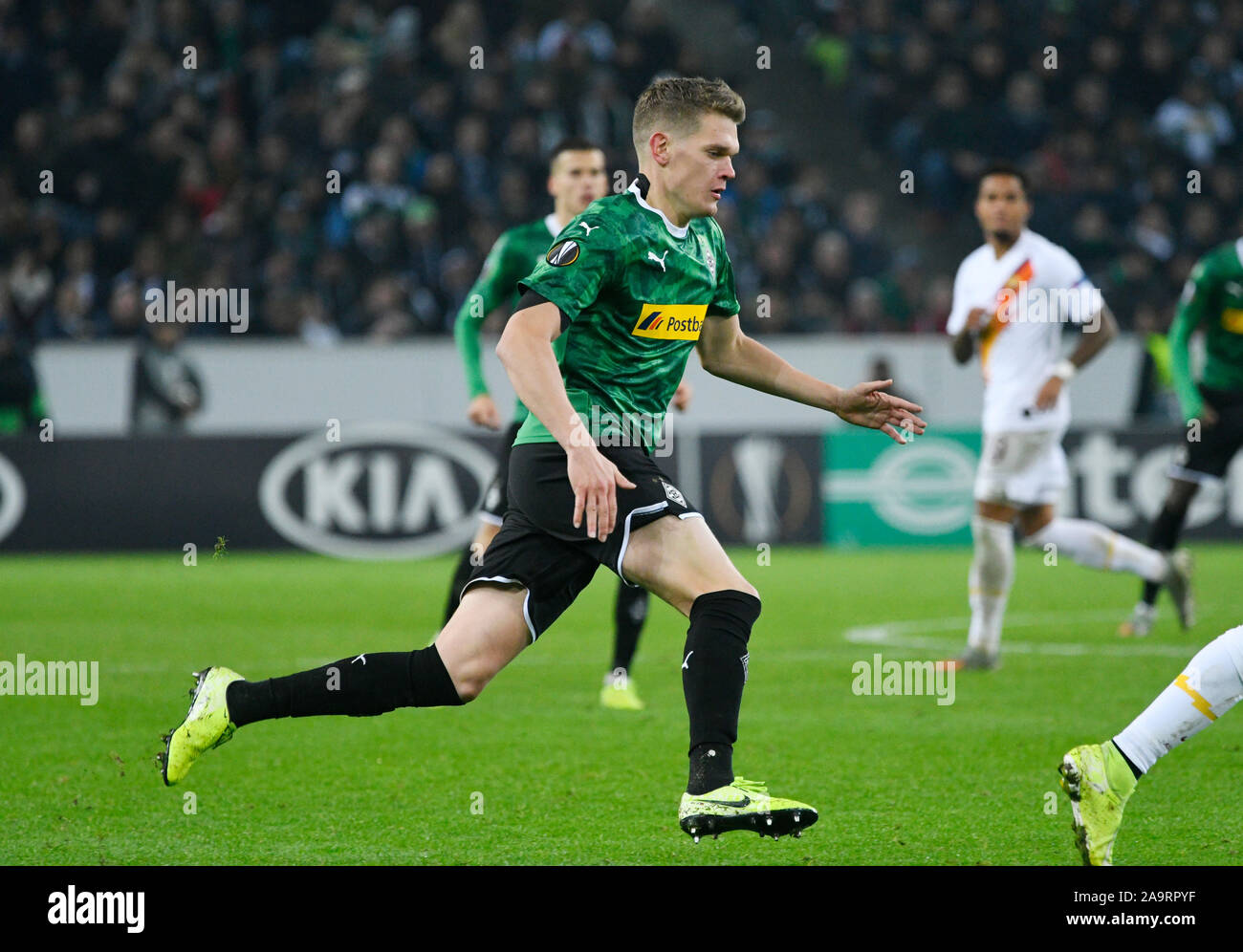 Borussia Park Monchengladbach, 7.11.2019,  Football: Europe League  Season 2019/20, matchday 4, Borussia Monchengladbach (MGL) vs. AS Rom (ROM):  Matthias Ginter (MGL)  UEFA REGULATIONS PROHIBIT ANY USE OF PHOTOGRAPHS AS IMAGE SEQUENCES AND/OR QUASI-VIDEO Stock Photo