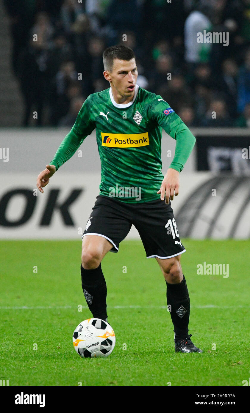 Borussia Park Monchengladbach, 7.11.2019,  Football: Europe League  Season 2019/20, matchday 4, Borussia Monchengladbach (MGL) vs. AS Rom (ROM):  Stefan Lainer (MGL)  UEFA REGULATIONS PROHIBIT ANY USE OF PHOTOGRAPHS AS IMAGE SEQUENCES AND/OR QUASI-VIDEO Stock Photo