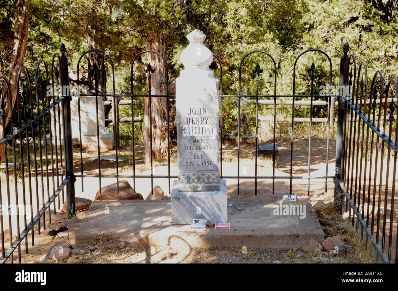 Memorial in the Potters Fied section of Linwood Cemetery, Glenwood Springs, Colorado. The monument is to Doc Holliday, Stock Photo
