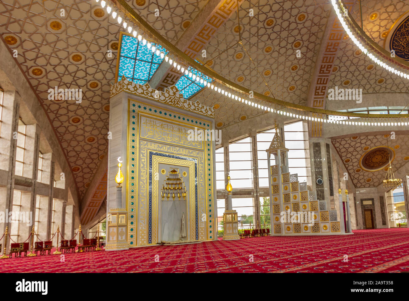 ARGUN , RUSSIA, AUGUST 2019:The Aymani Kadyrova (Kadyrov) mosque in Argun, Chechen republik , Russia Stock Photo