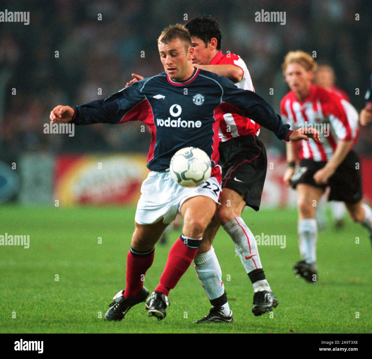 Philips stadium Eindhoven Netherlands 26.9.2000, football: UEFA Champions League,  PSV Eindhoven (PSV, red) vs Manchester United (MANU, blue) 3:1; Ronnie WALLWORK, Mateja KEZMAN Stock Photo