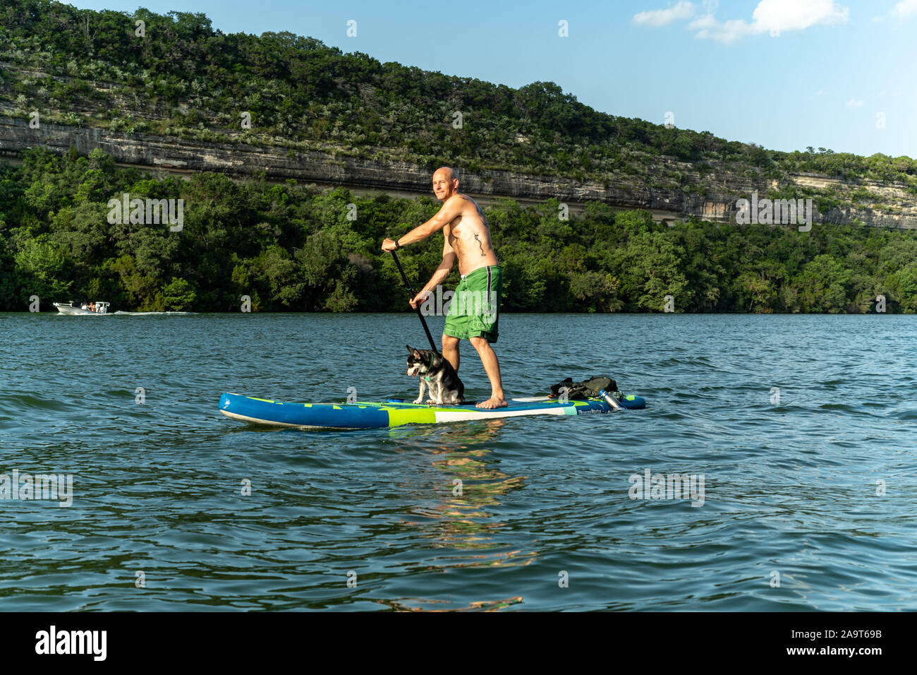 Austin, Texas, USA. 28 June, 2019. Stand Up Paddleboarding on Lake