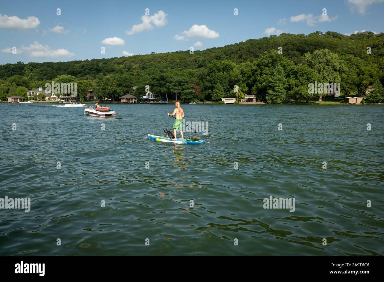 Austin, Texas, USA. 28 June, 2019. Stand Up Paddleboarding on Lake