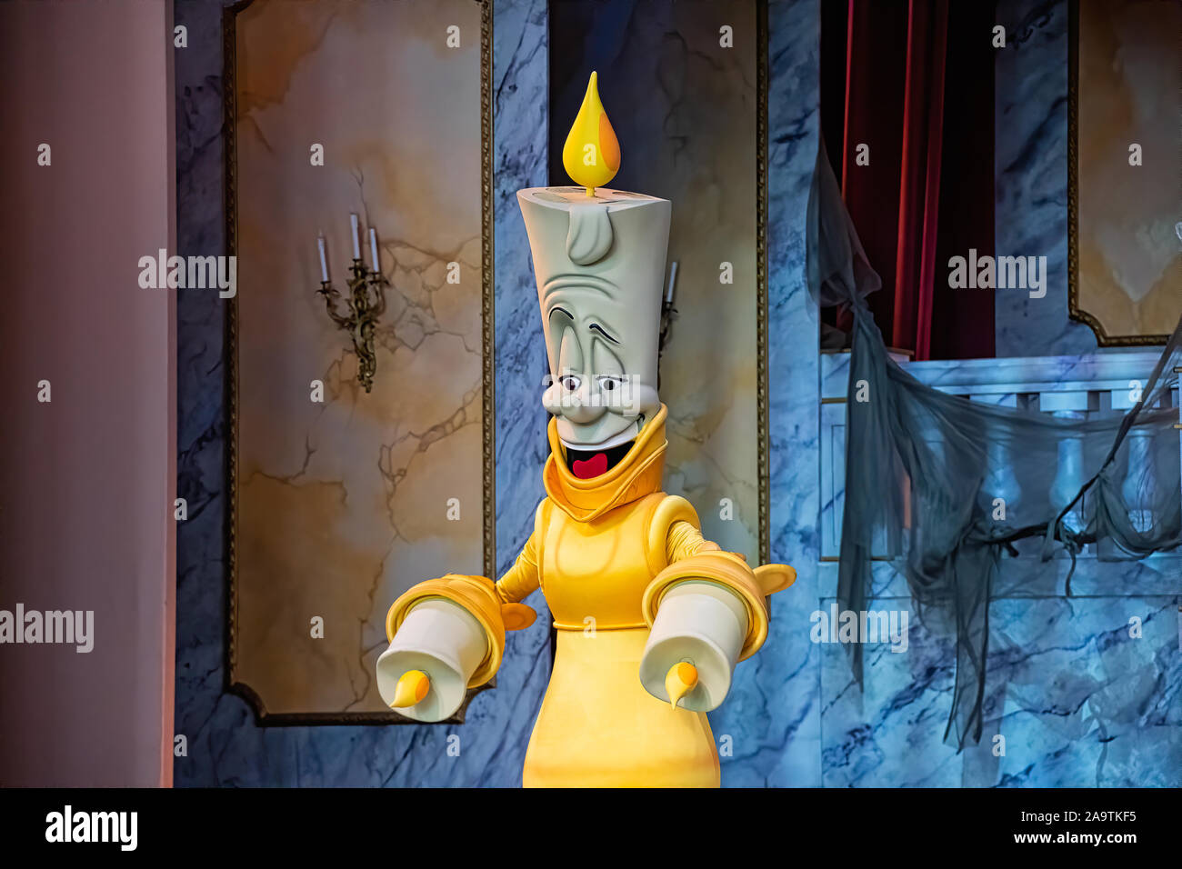Lumiere Beauty And The Beast High Resolution Stock Photography And Images Alamy Lumiere Beauty And The Beast High Resolution Stock Photography And Images Alamy