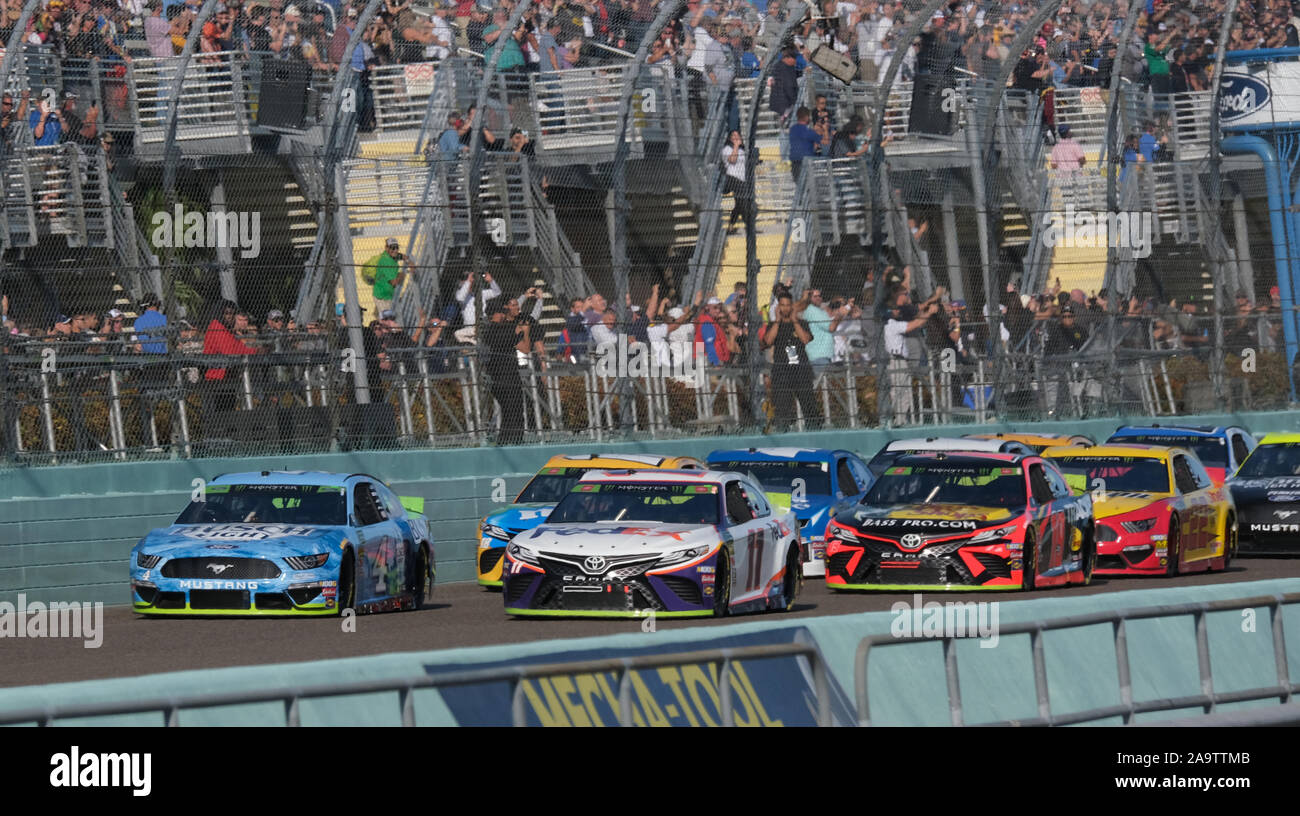 Homestead, United States. 17th Nov, 2019. Kevin Harvick (4) and Denny Hamlin (11) start the first lap of the NASCAR Ford EcoBoost 400 Cup Series Championship at Homestead-Miami Speedway in Homestead, Florida on Sunday, November 17, 2019. This is the last championship race to be held at the Homestead-Miami Speedway. Next season the championship will move to Phoenix, Arizona. Photo By Gary I Rothstein/UPI Credit: UPI/Alamy Live News Stock Photo