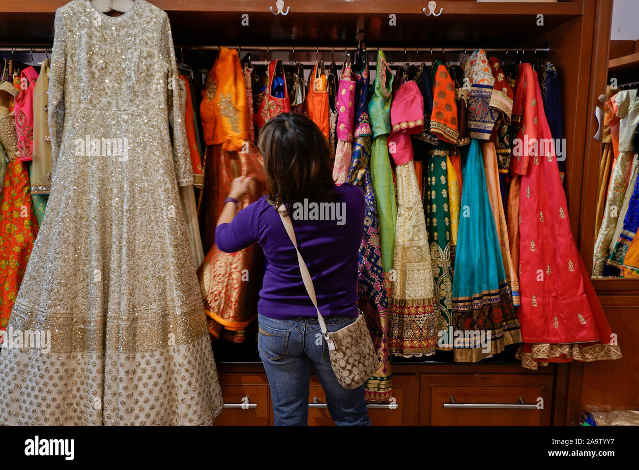 indian apparel stores