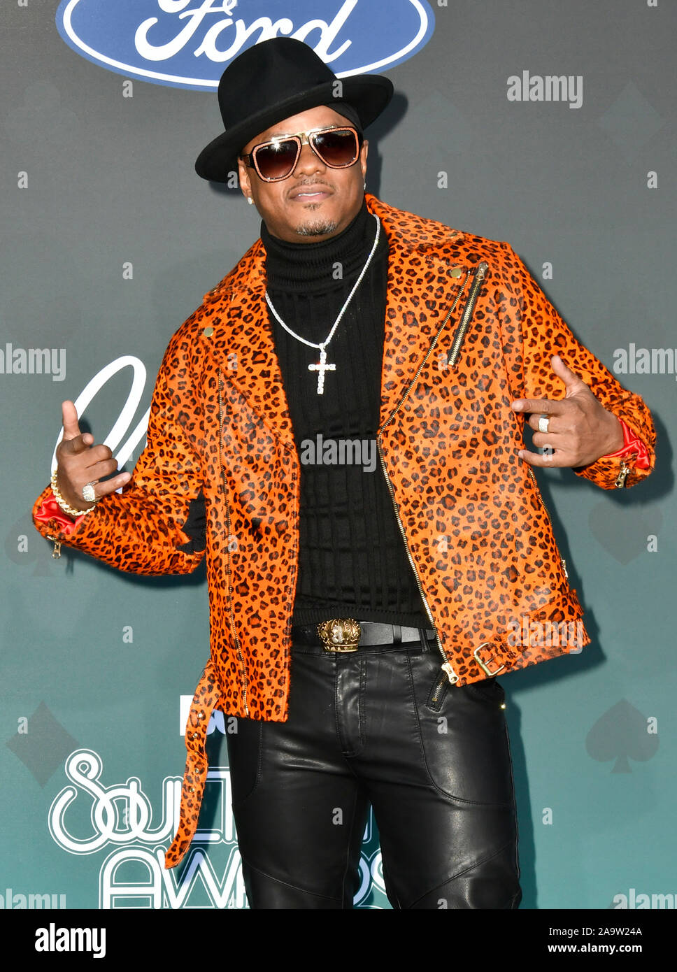 is donell jones wife white is donell jones wife white