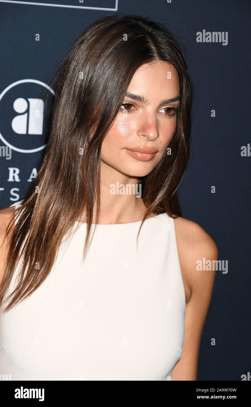 HOLLYWOOD, CA - NOVEMBER 16: Emily Ratajkowski attends the Go Campaign