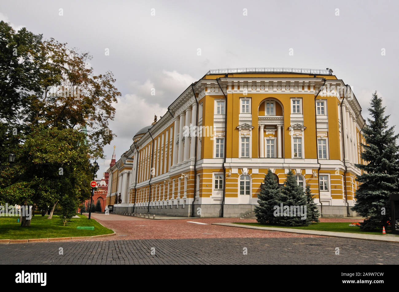 Moscow kremlin interior hi-res stock photography and images - Alamy