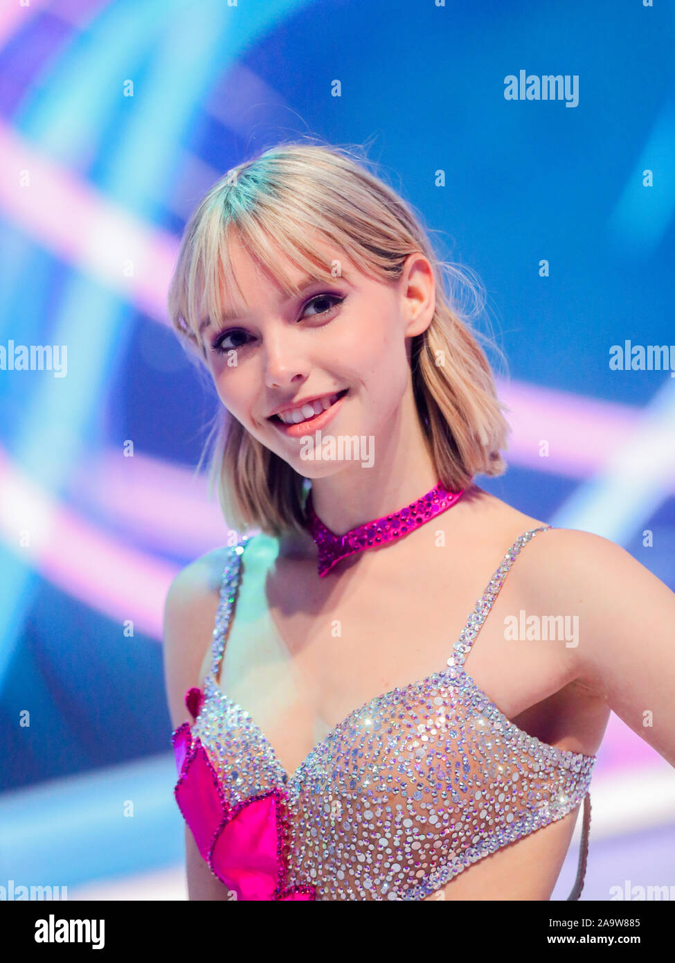 Cologne, Germany. 17th Nov, 2019. Lina Larissa Strahl, actress, is in the  live broadcast of the SAT.1 show "Dancing on Ice" on the ice. Credit: Rolf  Vennenbernd/dpa/Alamy Live News Stock Photo -