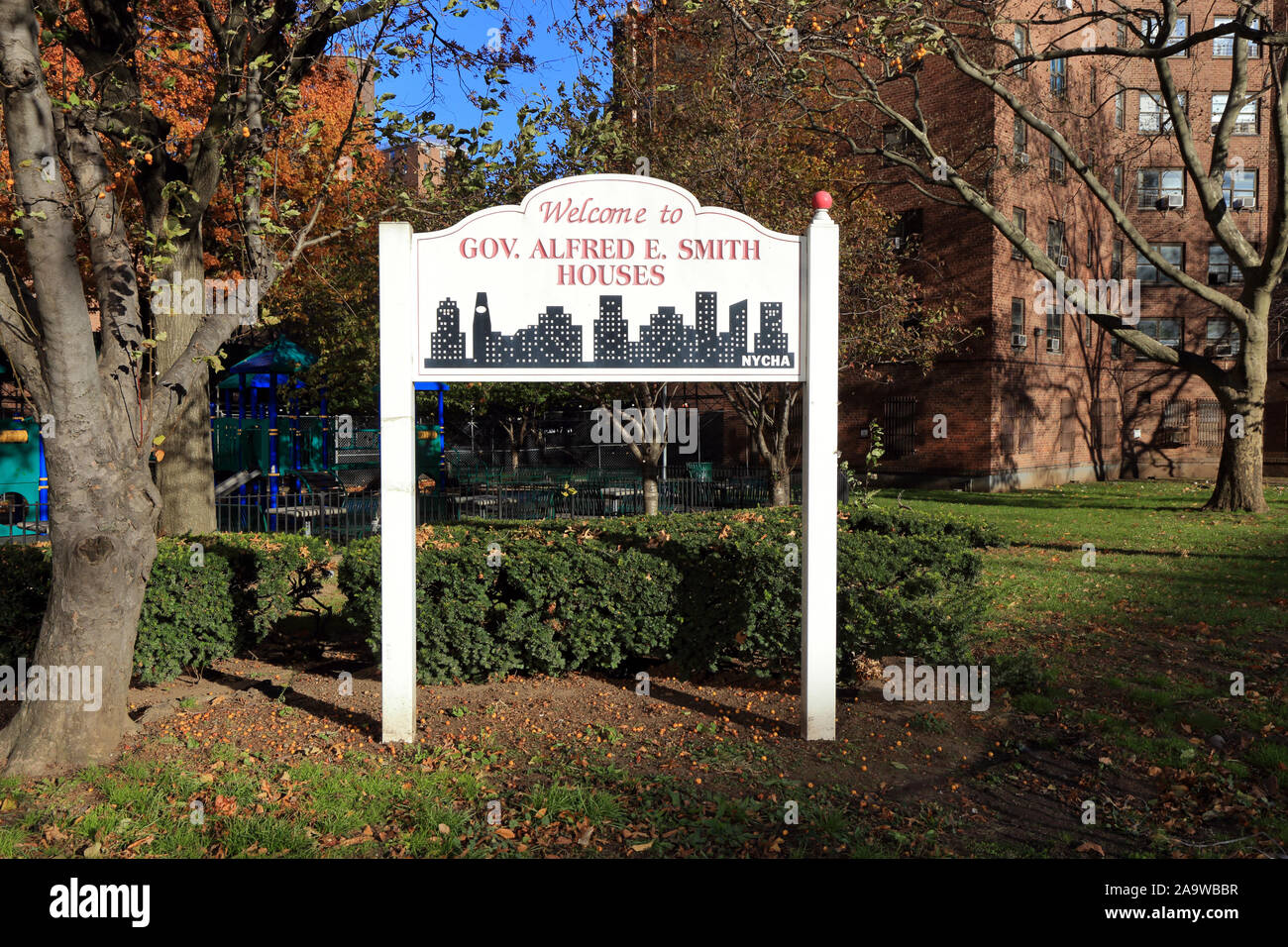 Signage for New York City Housing Authority Gov. Alfred E. Smith Houses in the Lower East Side neighborhood of Manhattan, New York, NY Stock Photo