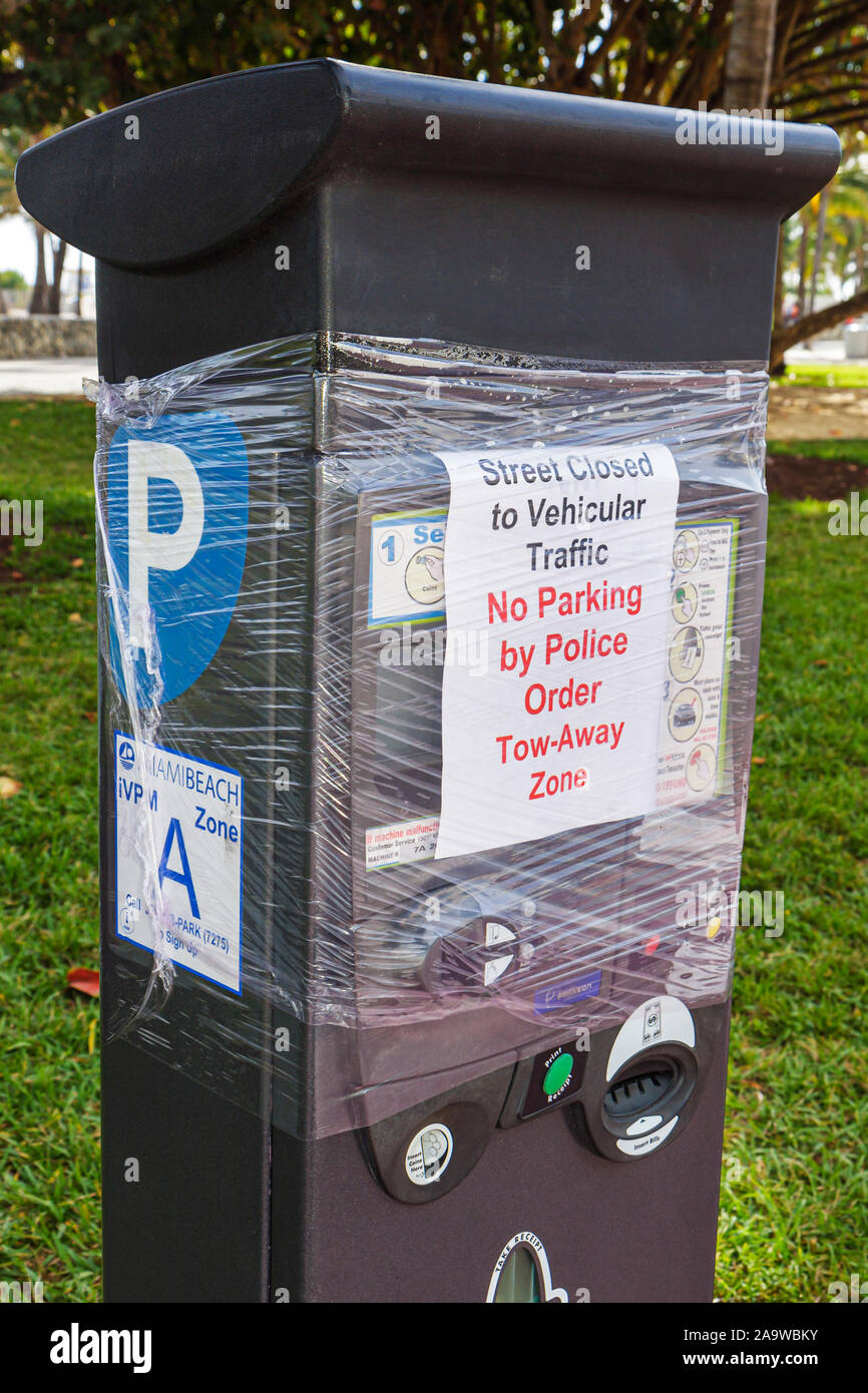 Miami Beach Florida,Ocean Drive,paid parking vending machine,wrapped