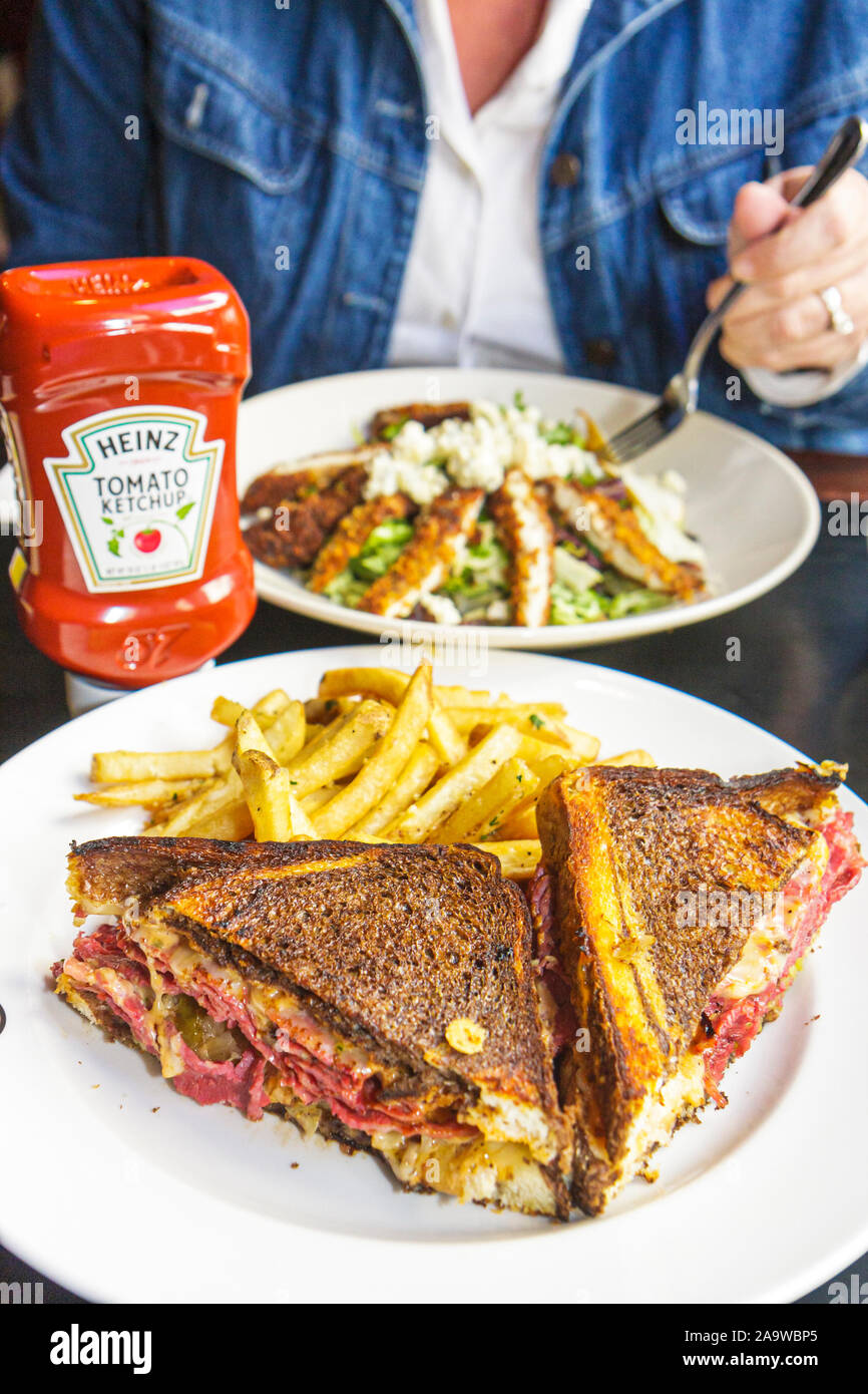 Miami Florida,Brickell District,restaurant restaurants food dining cafe