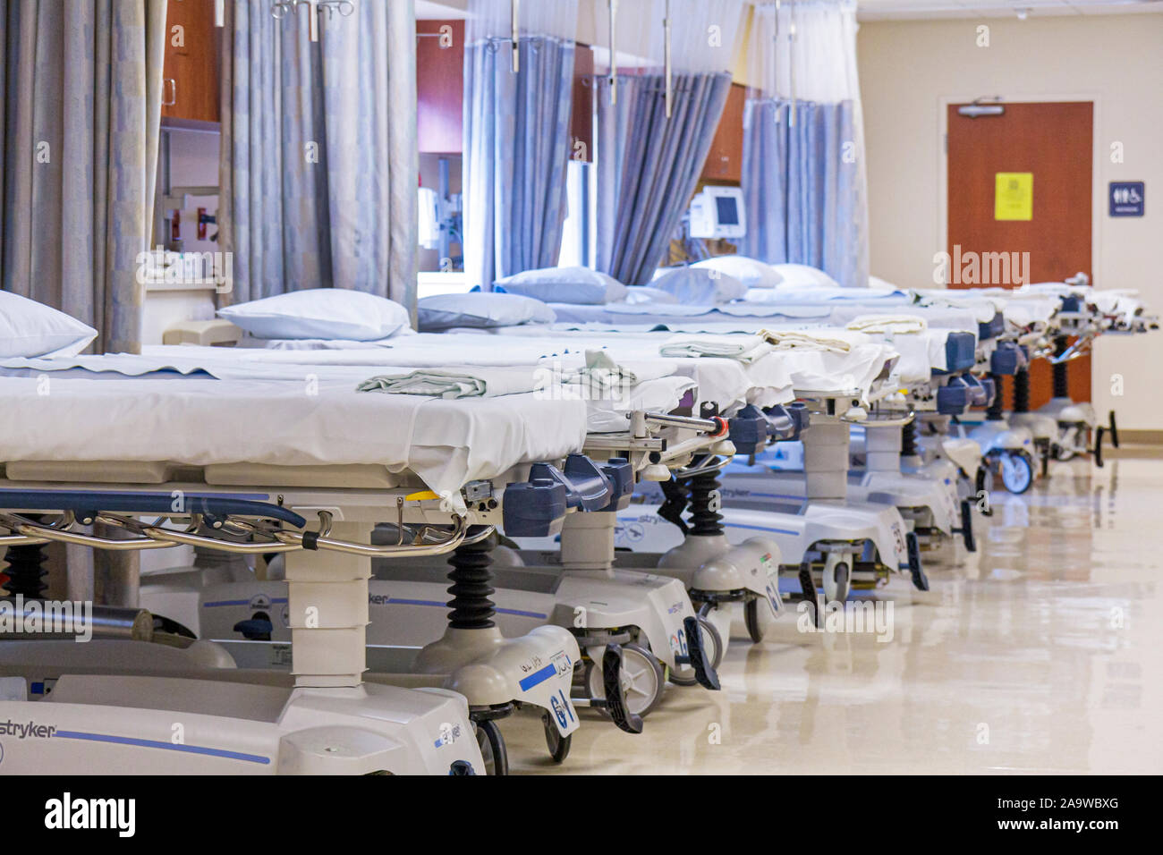 Miami Beach Florida,Mt. Mount Sinai Medical Center,hospital,healthcare,beds,FL100123075 Stock Photo