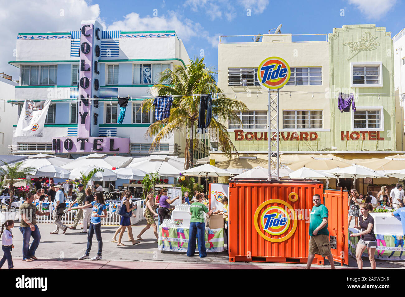 Miami Beach Florida,Ocean Drive,Super Bowl XLIV Week,NFL,football,product marketing,Tide,hotel hotels lodging inn motel motels,visitors travel traveli Stock Photo