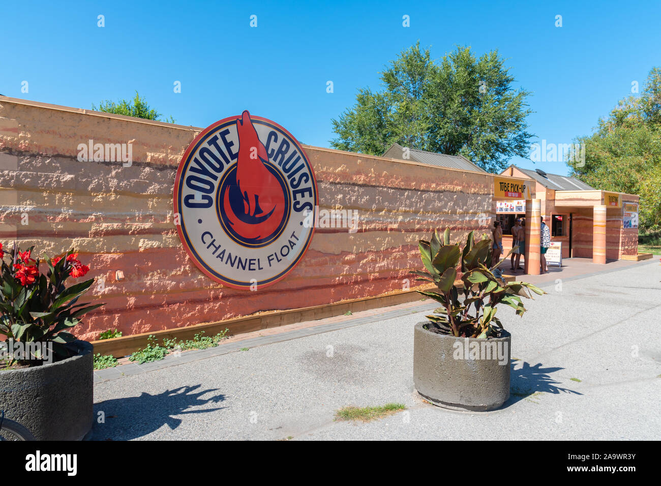 Float tubing hires stock photography and images Alamy