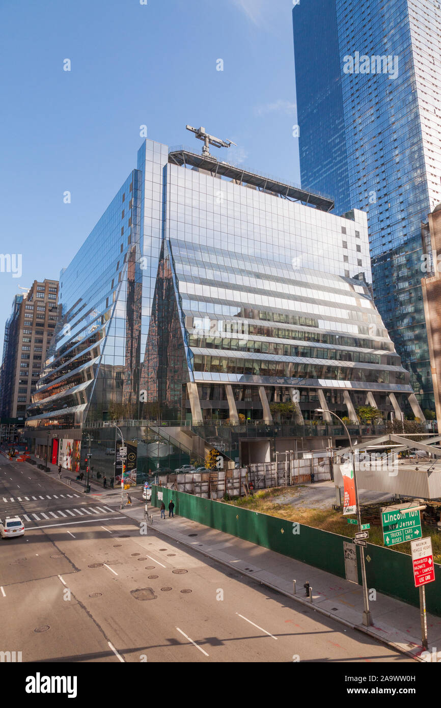 The Amazon New York Office Building 5 Manhattan West New York City United States Of America Stock Photo Alamy The Amazon New York Office Building 5 Manhattan West New York City United States Of America Stock Photo Alamy