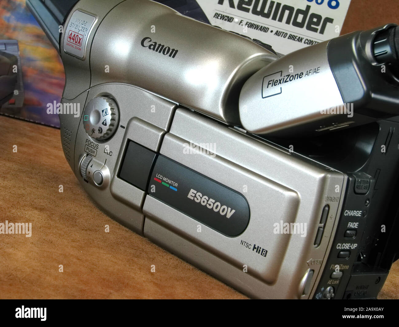 Vintage Canon ES6500V Hi8 analog camcroder Stock Photo Alamy