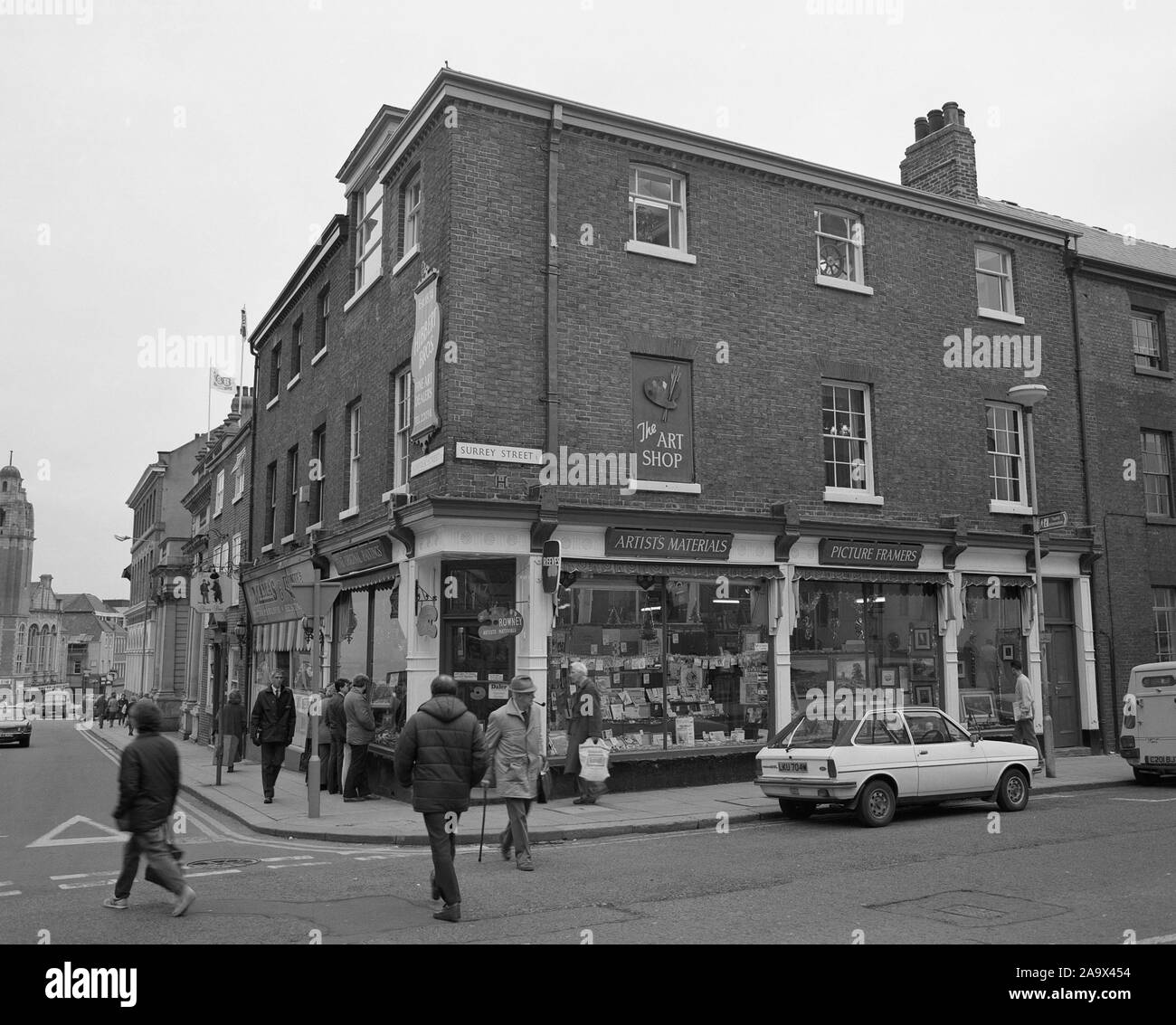 1988 Sheffield Street Scenes, South Yorkshire, Northern England, UK Stock Photo Alamy