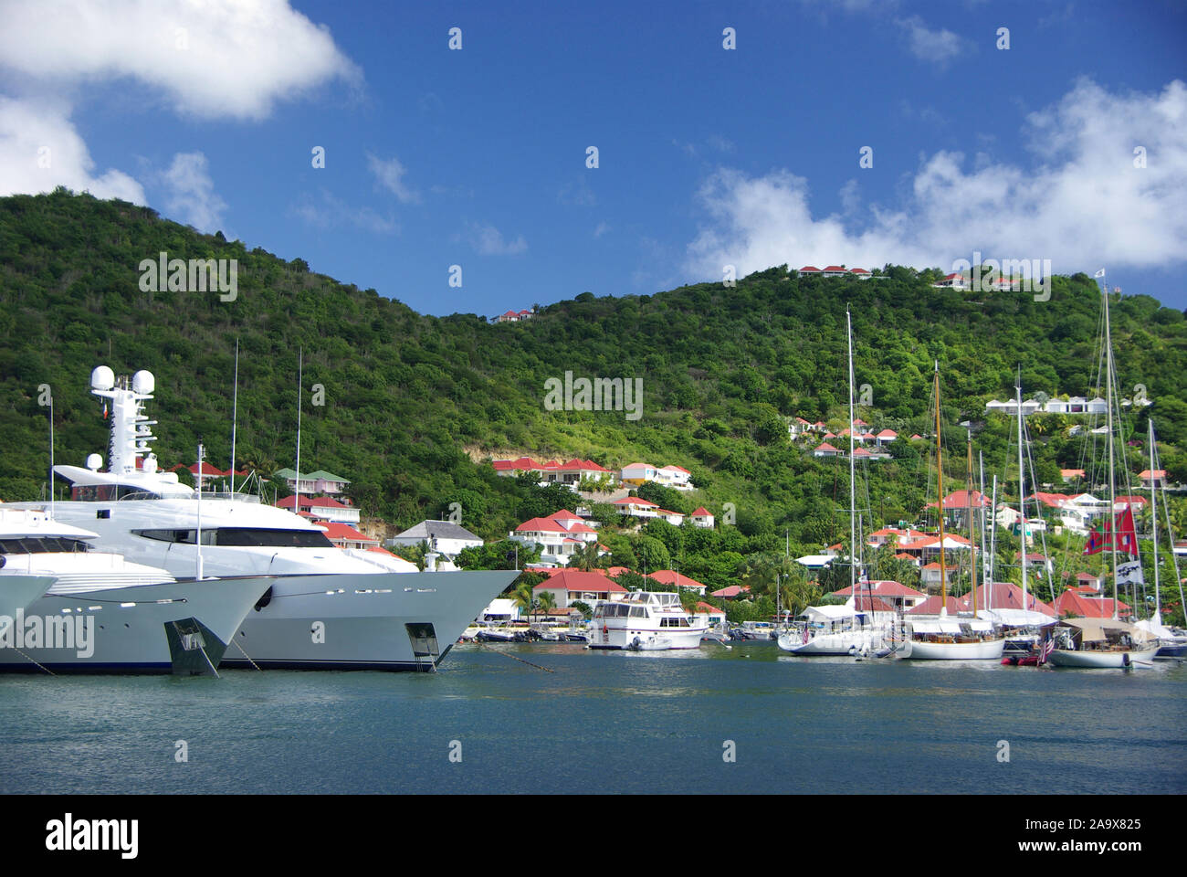 Karibik, Französiche Antillen, Saint Barthelemy (St. Barth), Gustavia, Nobeljachten im Hafen Stock Photo