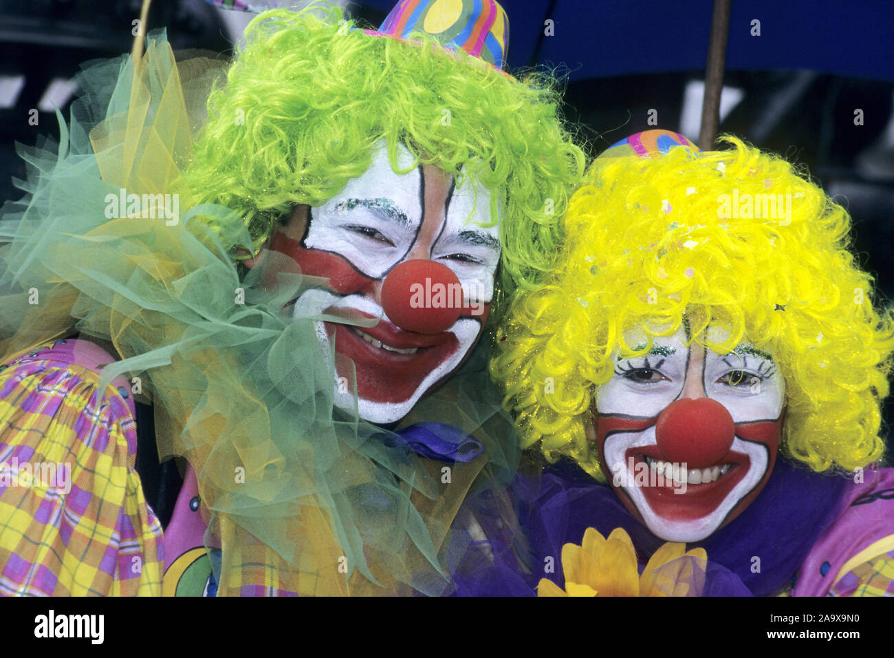 Zwei Clowns in Koeln am Rhein Stock Photo