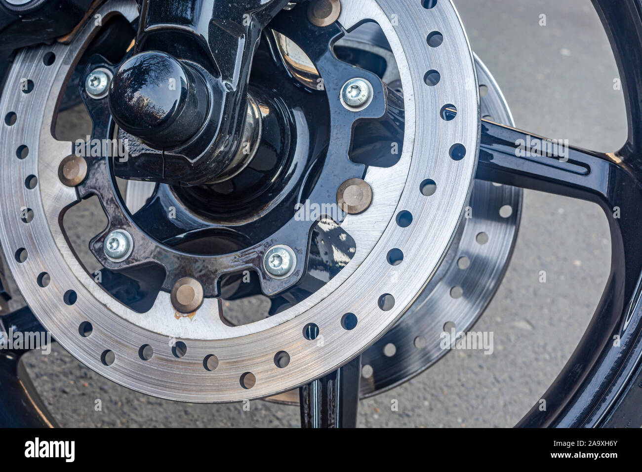Disk brake motorbike front hi res stock photography and images Alamy