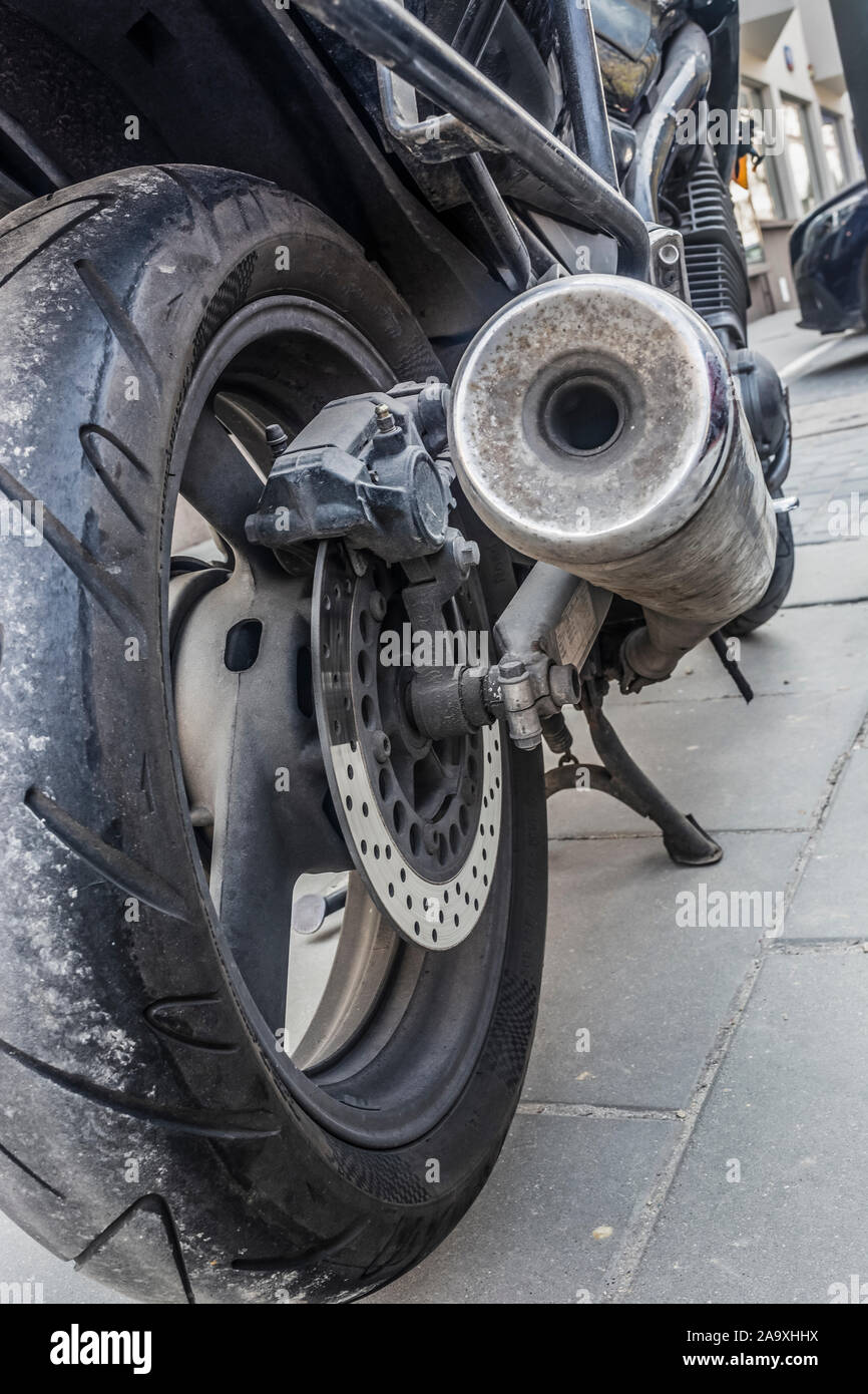 Chrome exhaust pipe hires stock photography and images Alamy
