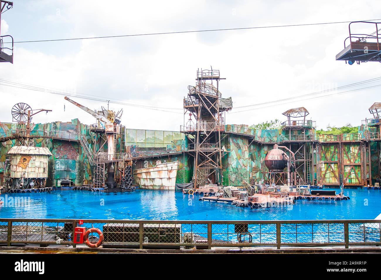 Waterworld Show in Singapore Universal Studios, Popular Theatrical