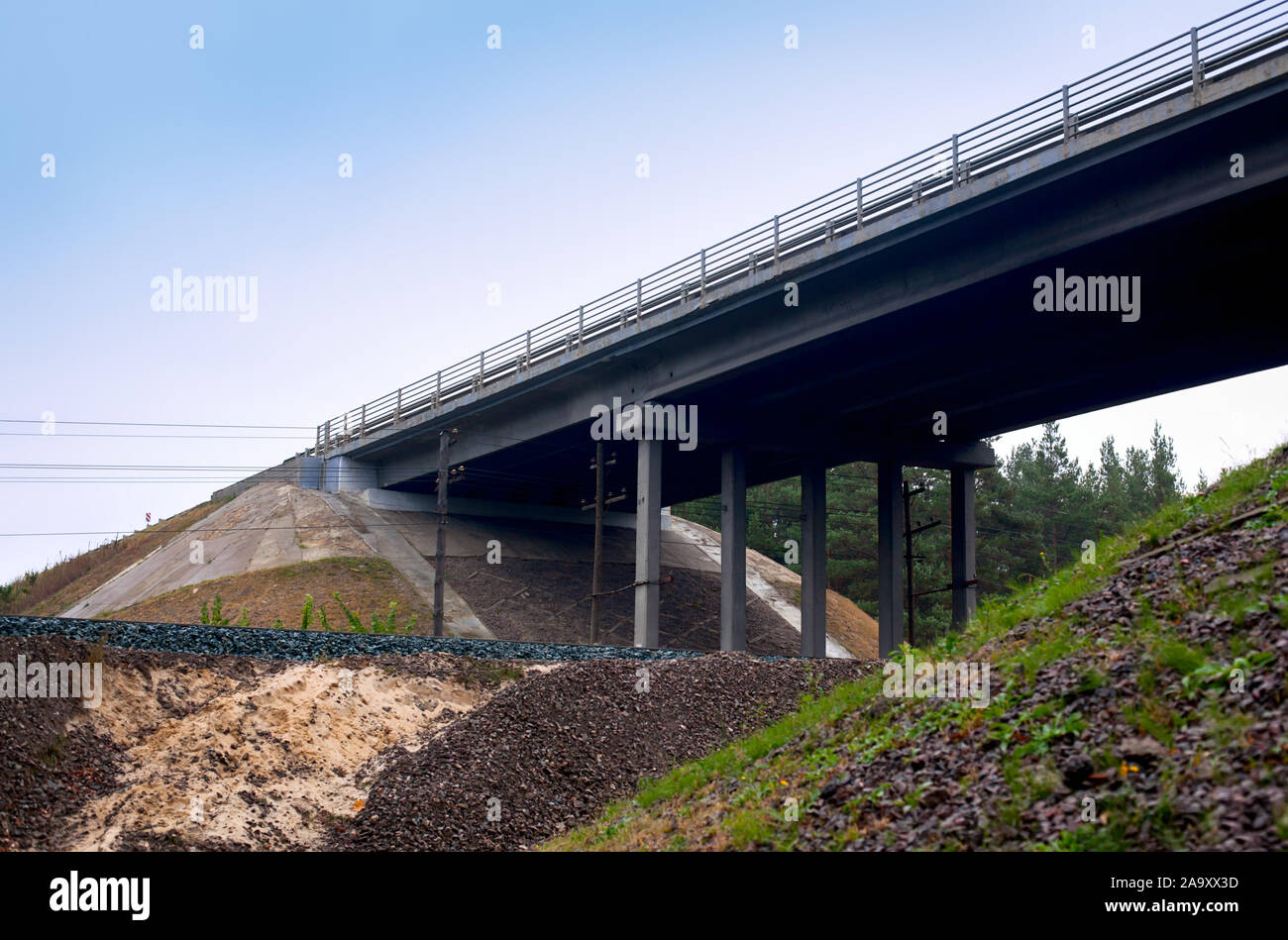 Under road bridge hires stock photography and images Alamy