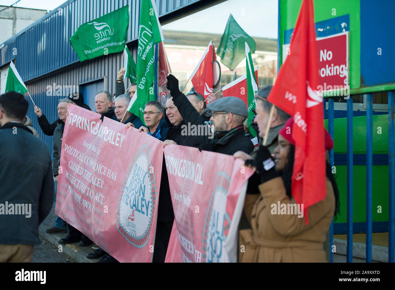 Glasgow, UK. 18th Nov, 2019. Pictured: A Member from Unite and RMT protesting against the closure. Paul Sweeney MP for Glasgow North East, is joined by joined by workers from the Caley Railway Works at the Caley to protest against the closure and highlight the inaction of the Scottish Government to save the site. Credit: Colin Fisher/Alamy Live News Stock Photo