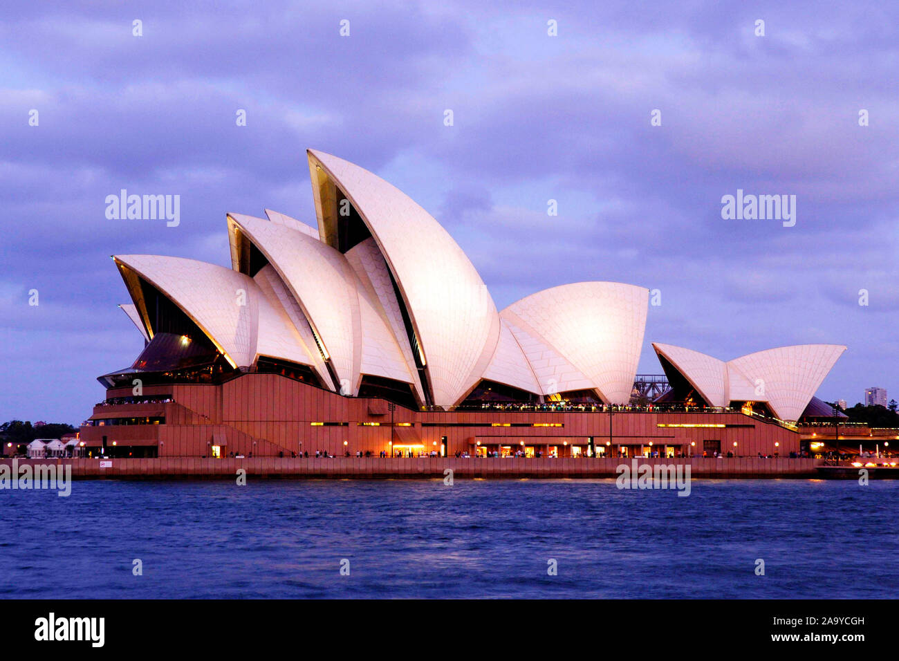 Australien, House of Opera, Sydney, Hafen, Oper, City, Metropole, Bauwerk, Opernhaus, Modern, Baukunst, Architektur, Nachtaufnahme, Beleuchtung, Neon, Stock Photo