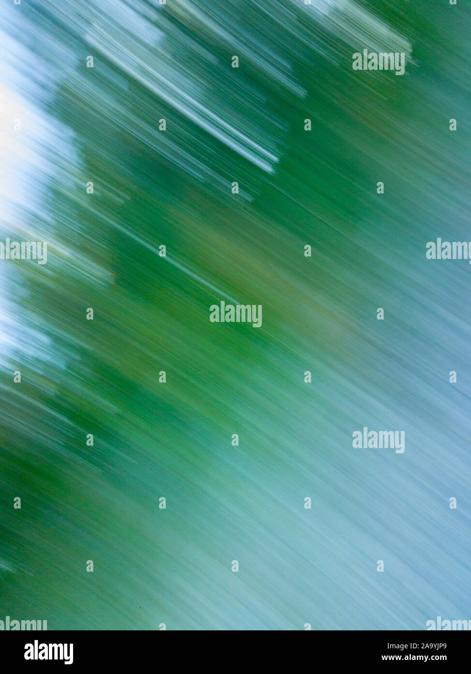 Abstract green white light streaks hi-res stock photography and images ...