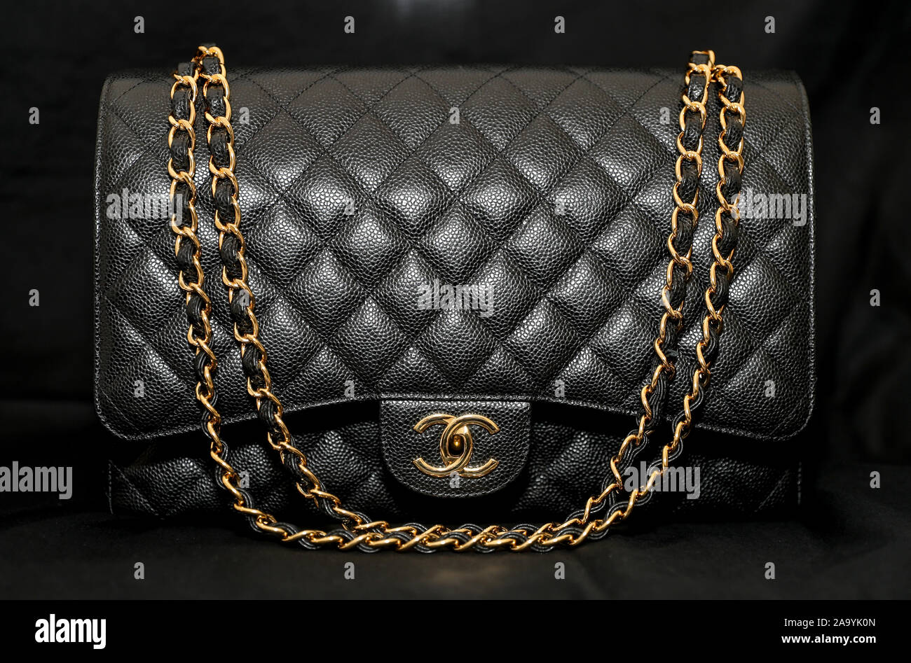 Chanel store milan hi-res stock photography and images - Alamy